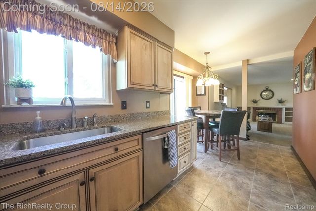 27328 Lawrence Drive, Dearborn Heights, MI 48127