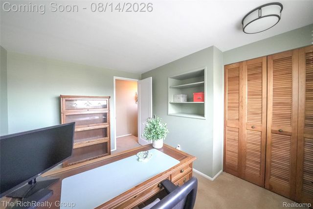 27328 Lawrence Drive, Dearborn Heights, MI 48127