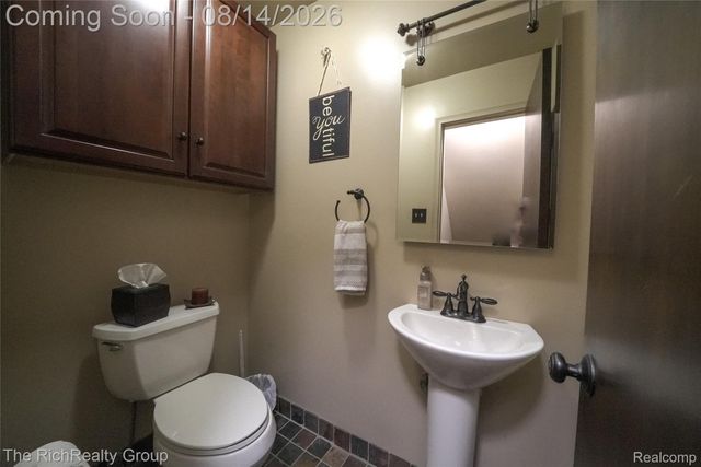 27328 Lawrence Drive, Dearborn Heights, MI 48127