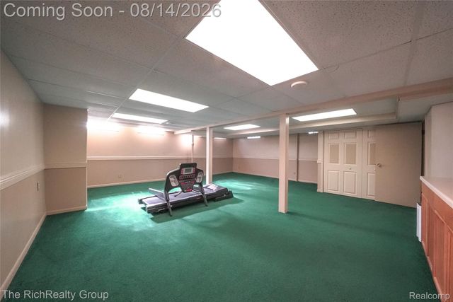 27328 Lawrence Drive, Dearborn Heights, MI 48127
