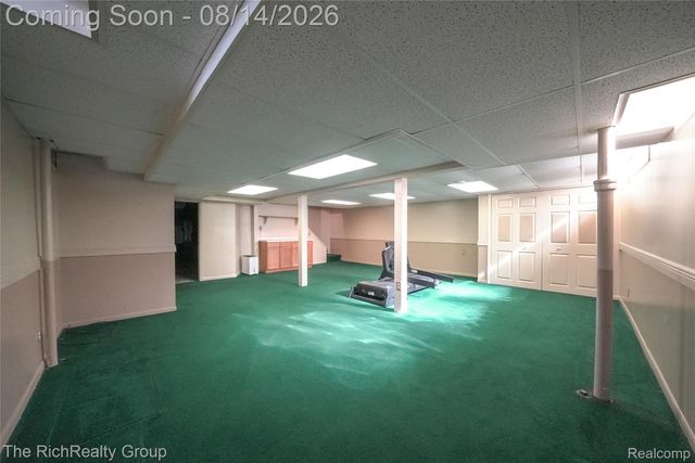 27328 Lawrence Drive, Dearborn Heights, MI 48127