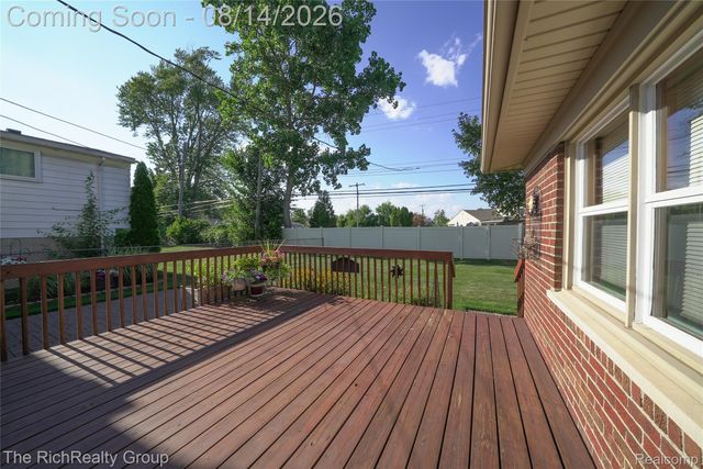 27328 Lawrence Drive, Dearborn Heights, MI 48127