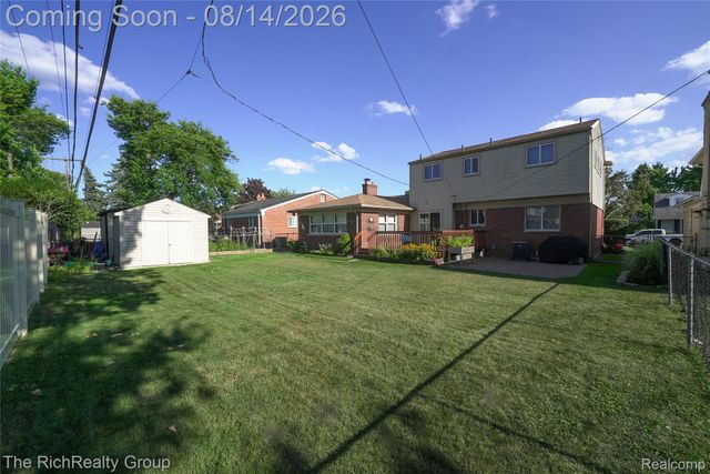 27328 Lawrence Drive, Dearborn Heights, MI 48127