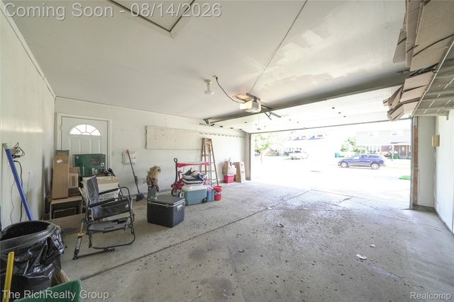 27328 Lawrence Drive, Dearborn Heights, MI 48127