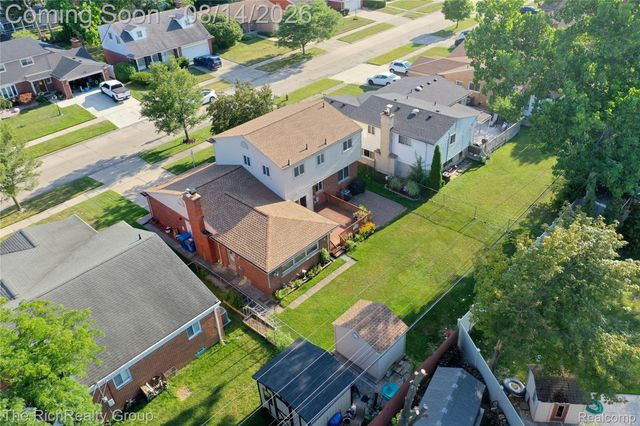 27328 Lawrence Drive, Dearborn Heights, MI 48127