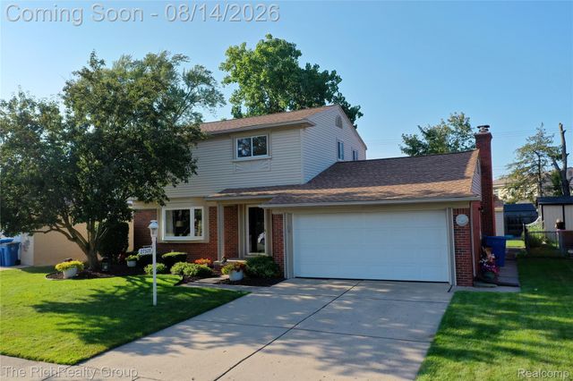 27328 Lawrence Drive, Dearborn Heights, MI 48127
