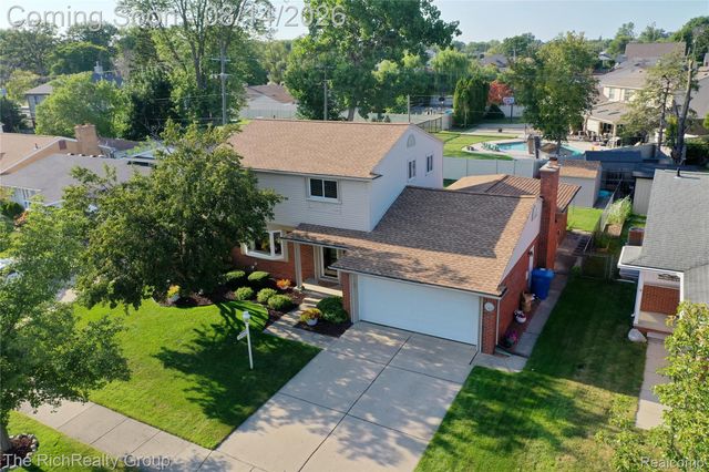 27328 Lawrence Drive, Dearborn Heights, MI 48127