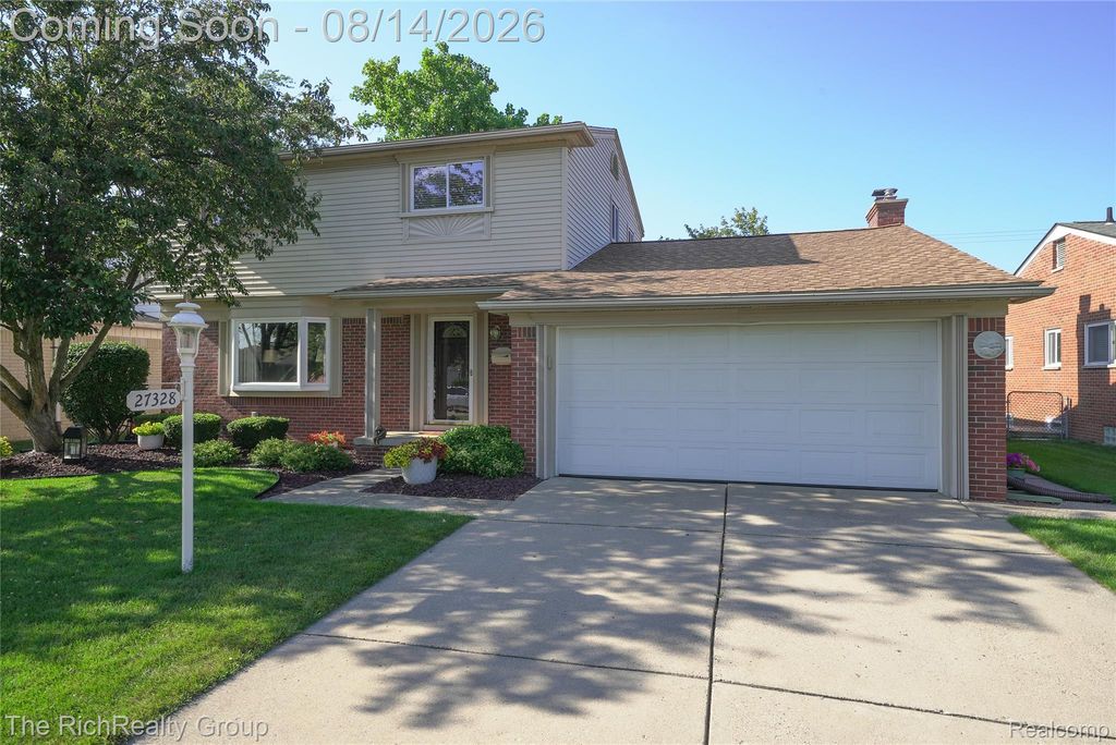 27328 Lawrence Drive, Dearborn Heights, MI 48127