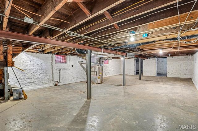 3808 Burgen Avenue, St Louis, MO 63116