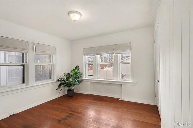 3808 Burgen Avenue, St Louis, MO 63116