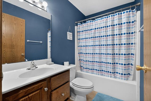 1802 Kendrick Ln, El Dorado, KS 67042