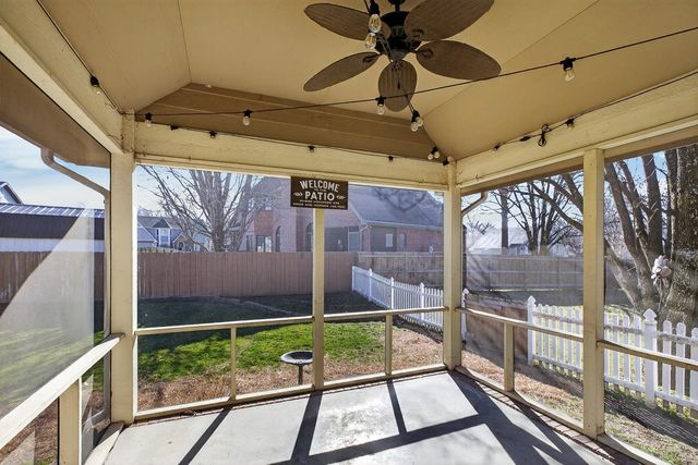 1802 Kendrick Ln, El Dorado, KS 67042