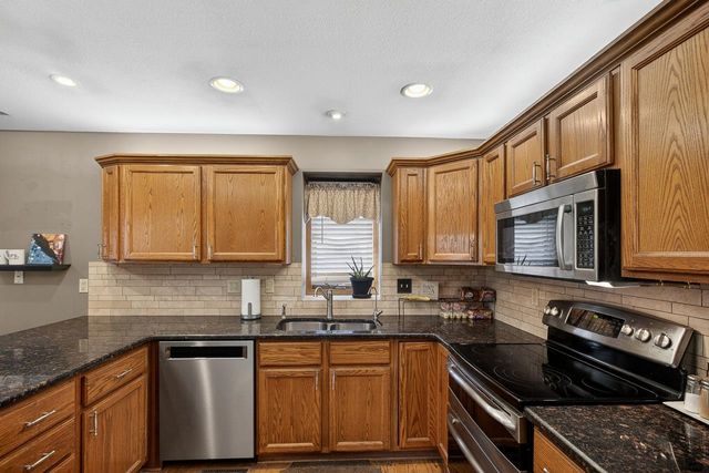 1802 Kendrick Ln, El Dorado, KS 67042