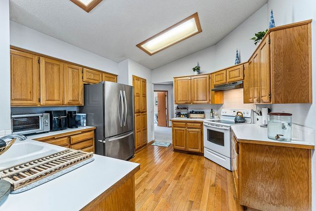 67 London Drive, Bella Vista, AR 72715