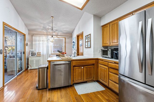 67 London Drive, Bella Vista, AR 72715