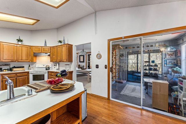 67 London Drive, Bella Vista, AR 72715