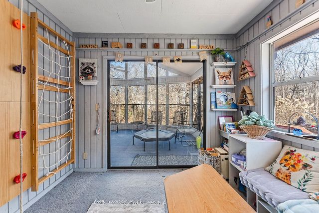 67 London Drive, Bella Vista, AR 72715