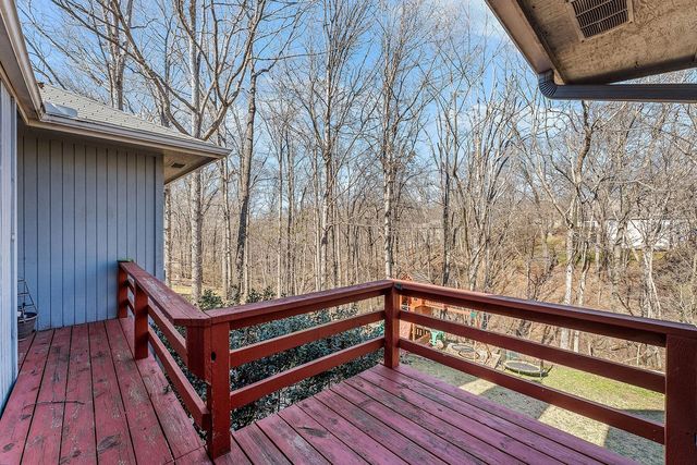 67 London Drive, Bella Vista, AR 72715