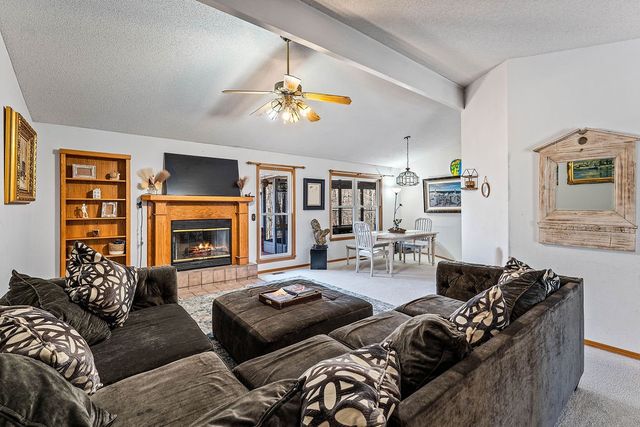 67 London Drive, Bella Vista, AR 72715