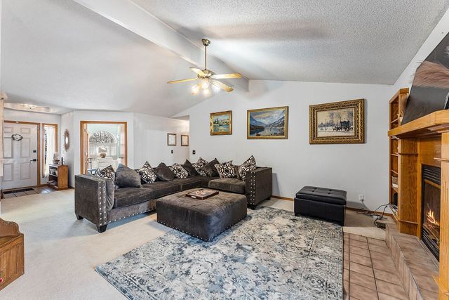 67 London Drive, Bella Vista, AR 72715