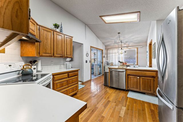 67 London Drive, Bella Vista, AR 72715