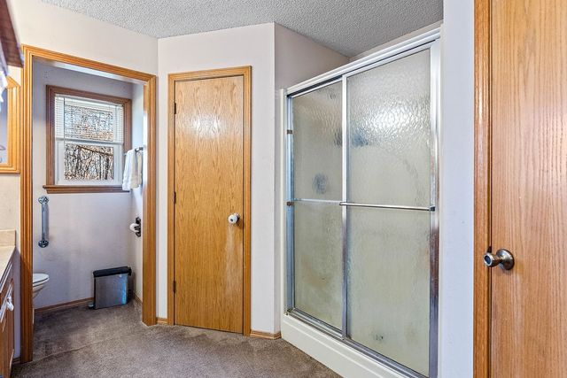 67 London Drive, Bella Vista, AR 72715