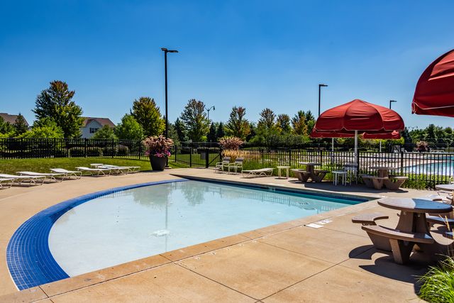 10184 Leopold Lane, Huntley, IL 60142