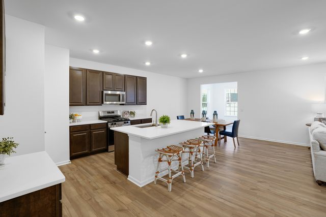 10184 Leopold Lane, Huntley, IL 60142