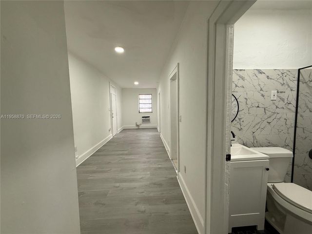 1560 SW 5th St 11, Miami, FL 33135