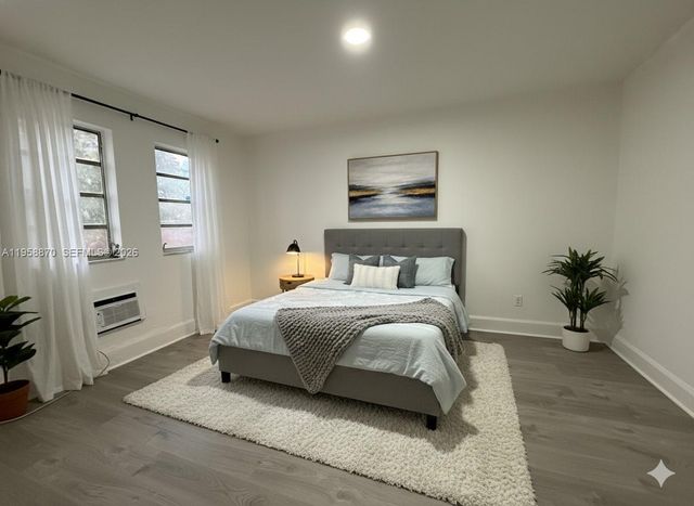 1560 SW 5th St 11, Miami, FL 33135