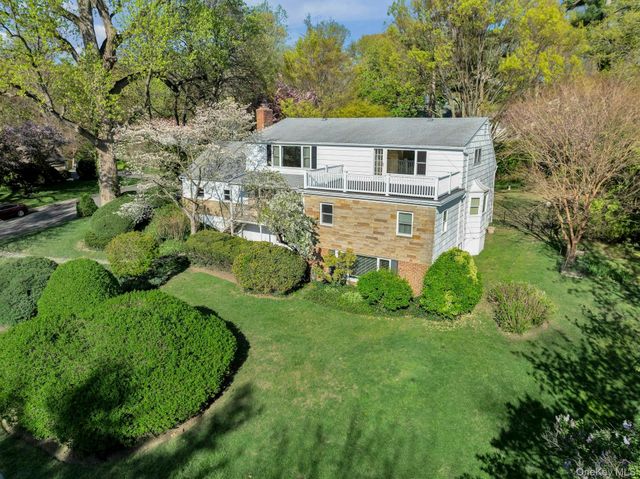 11 Soundview Road, Glen Cove, NY 11542