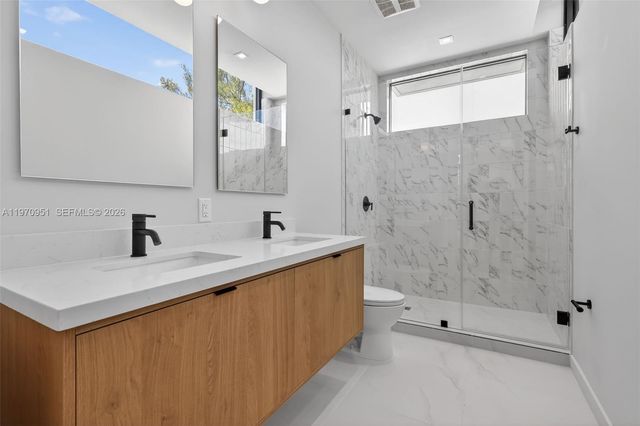 529 NE 61st St, Miami, FL 33137