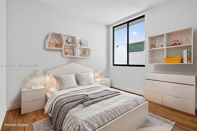 529 NE 61st St, Miami, FL 33137