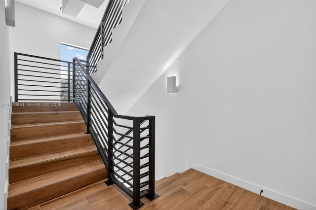 529 NE 61st St, Miami, FL 33137