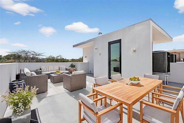 529 NE 61st St, Miami, FL 33137