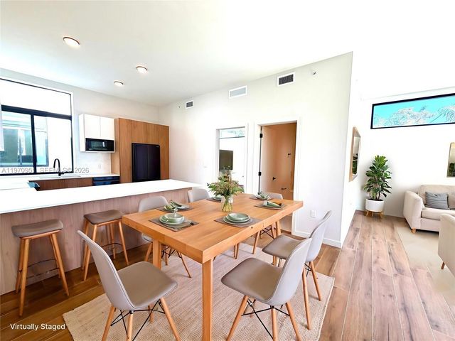 529 NE 61st St, Miami, FL 33137