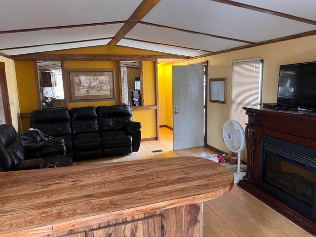 145 Trout Valley Rd, Wilburn, AR 72179