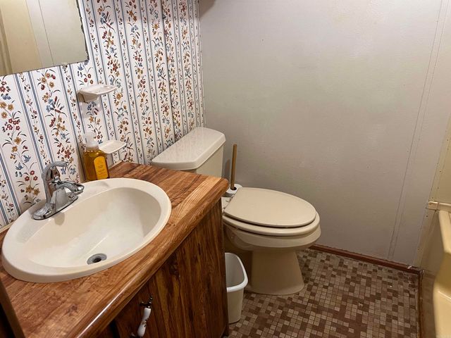 145 Trout Valley Rd, Wilburn, AR 72179