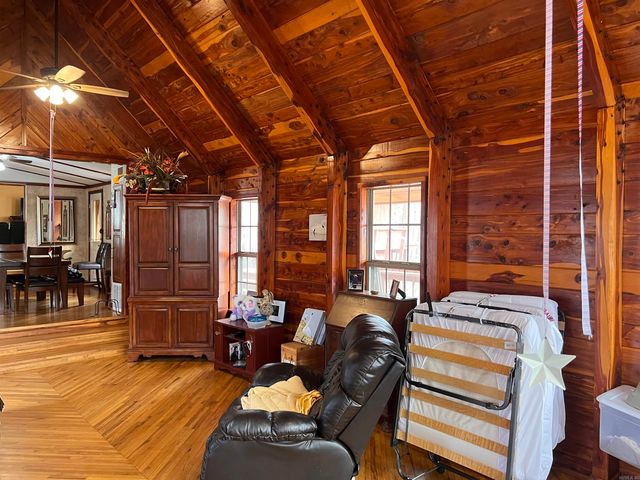 145 Trout Valley Rd, Wilburn, AR 72179