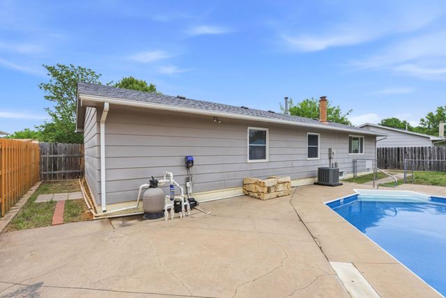 2522 N Battin, Wichita, KS 67220