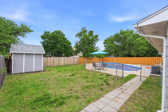 2522 N Battin, Wichita, KS 67220