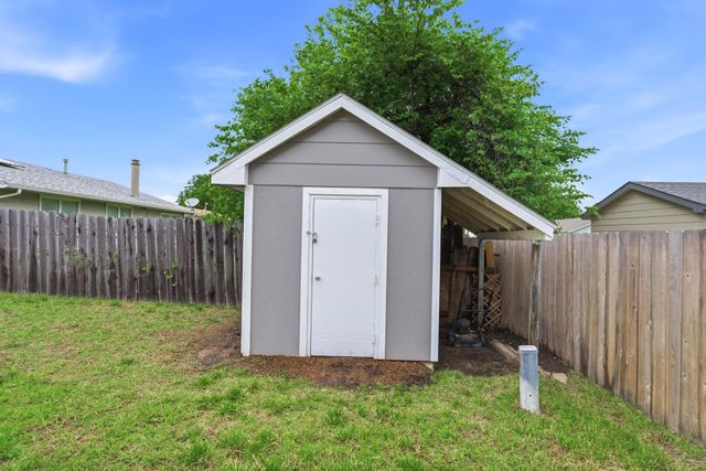 2522 N Battin, Wichita, KS 67220