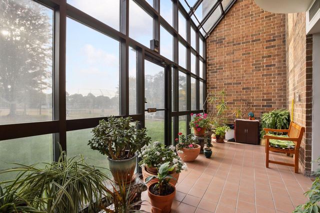 1181 Edgcumbe Road 914, Saint Paul, MN 55109