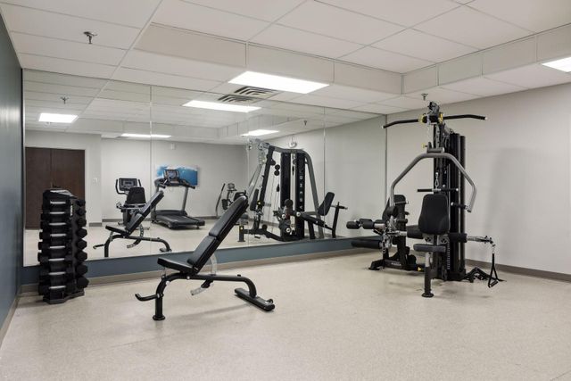 1181 Edgcumbe Road 914, Saint Paul, MN 55109