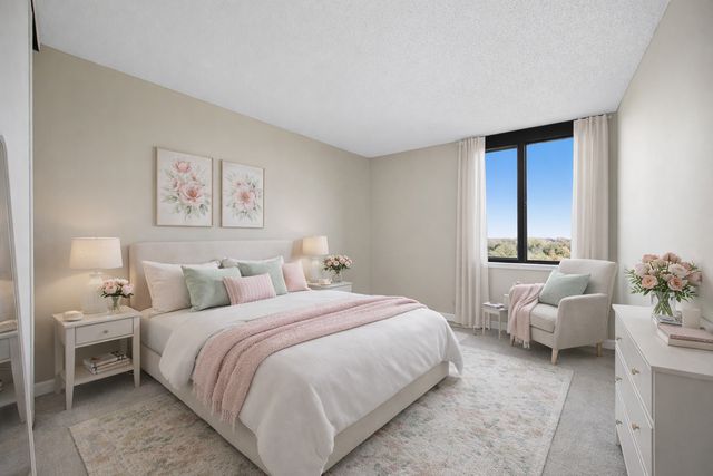 1181 Edgcumbe Road 914, Saint Paul, MN 55109