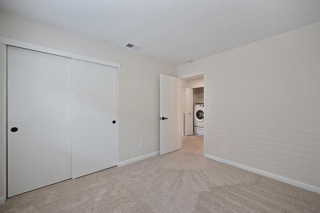 133 Brightstone Cir, Folsom, CA 95630