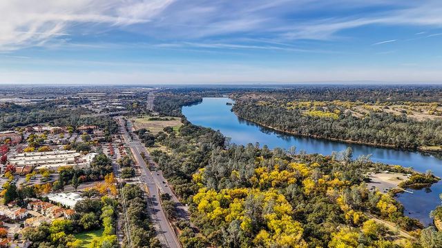 133 Brightstone Cir, Folsom, CA 95630