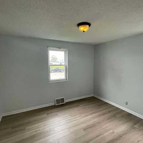 1741 Cleveland Avenue, Lincoln Park, MI 48146