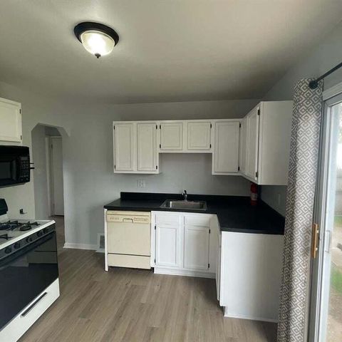 1741 Cleveland Avenue, Lincoln Park, MI 48146