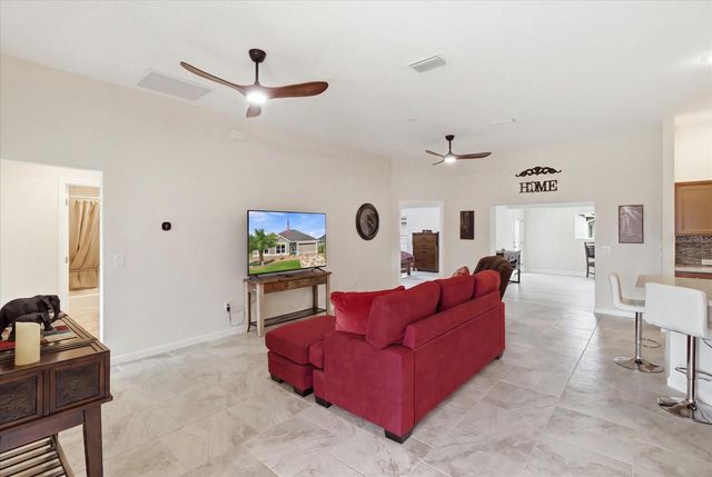 6088 KECKONEN DRIVE, The Villages, FL 32163